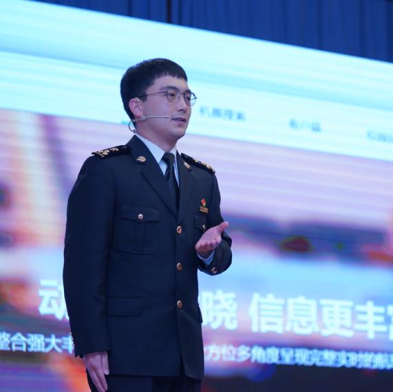 关于你的故事我们洗耳恭听