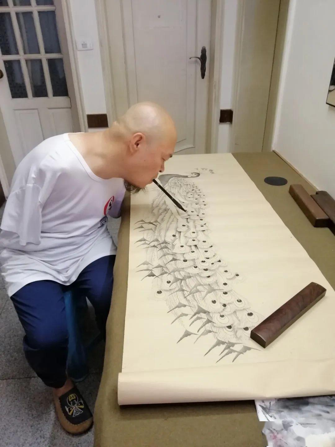 黄国富五一期间,重庆芸中鹰航空科技有限公司总经理鲜敏