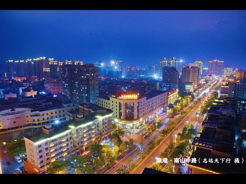 颜值爆表夜泉港越夜越美丽