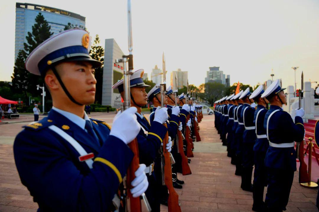夜访三坊七巷探班国旗护卫队这个直播活动不一般