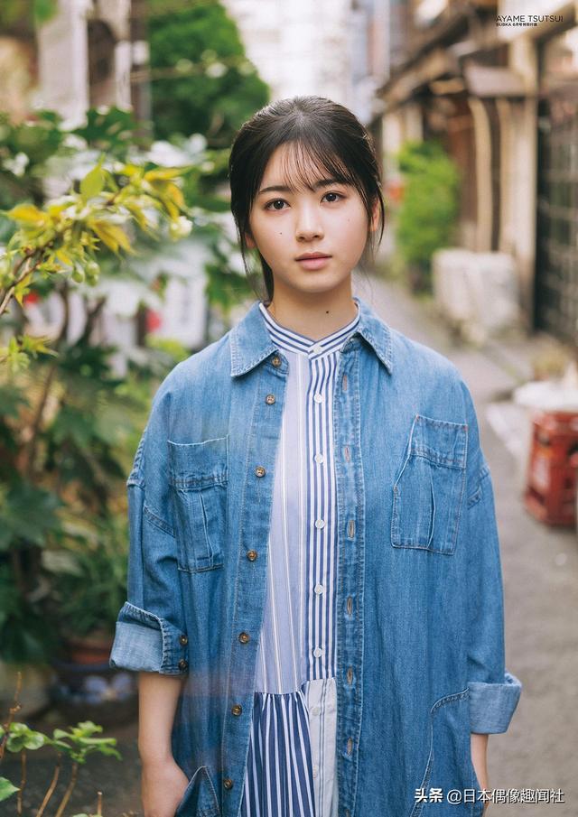 乃木坂46最年少成员筒井あやめ,15岁的杂志图