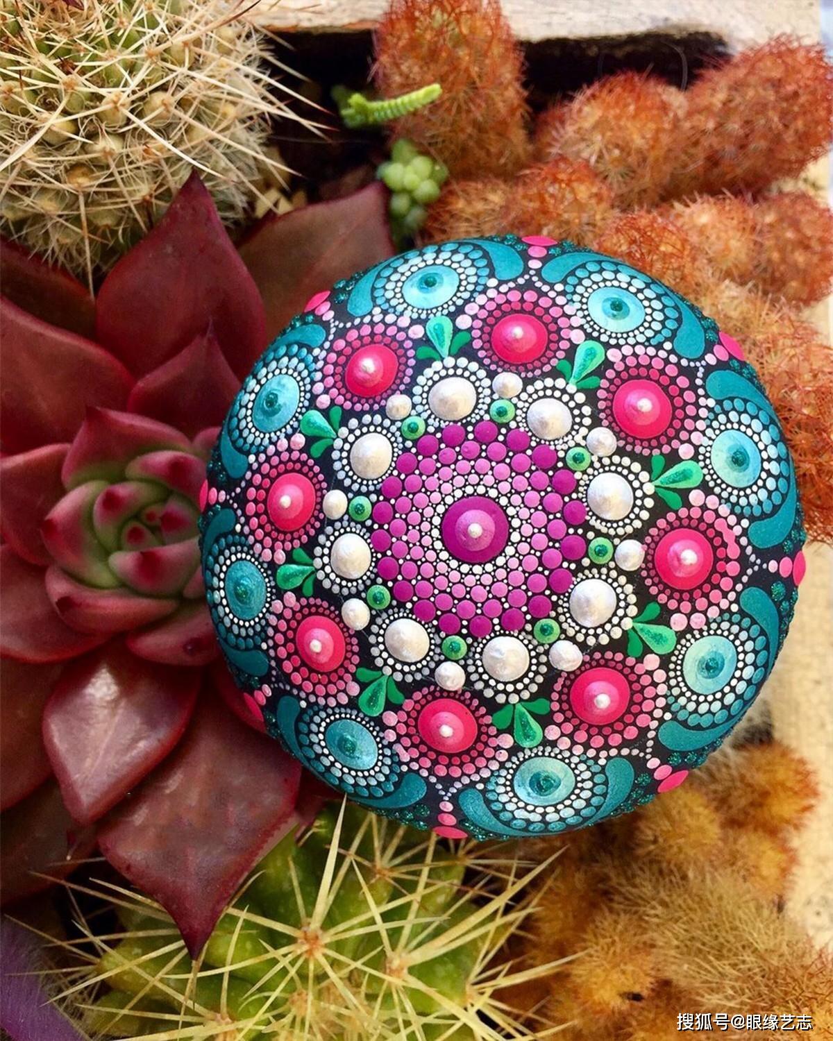 原创曼陀罗波点彩绘当色彩在中心炸裂开启一场未知的自我探索