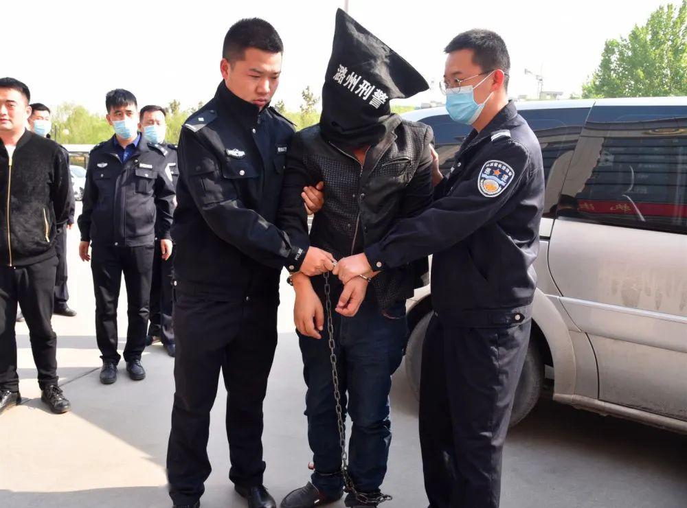 的协作配合下,成功将犯罪嫌疑人王某抓获归案,4月26日,顺利押解回长治