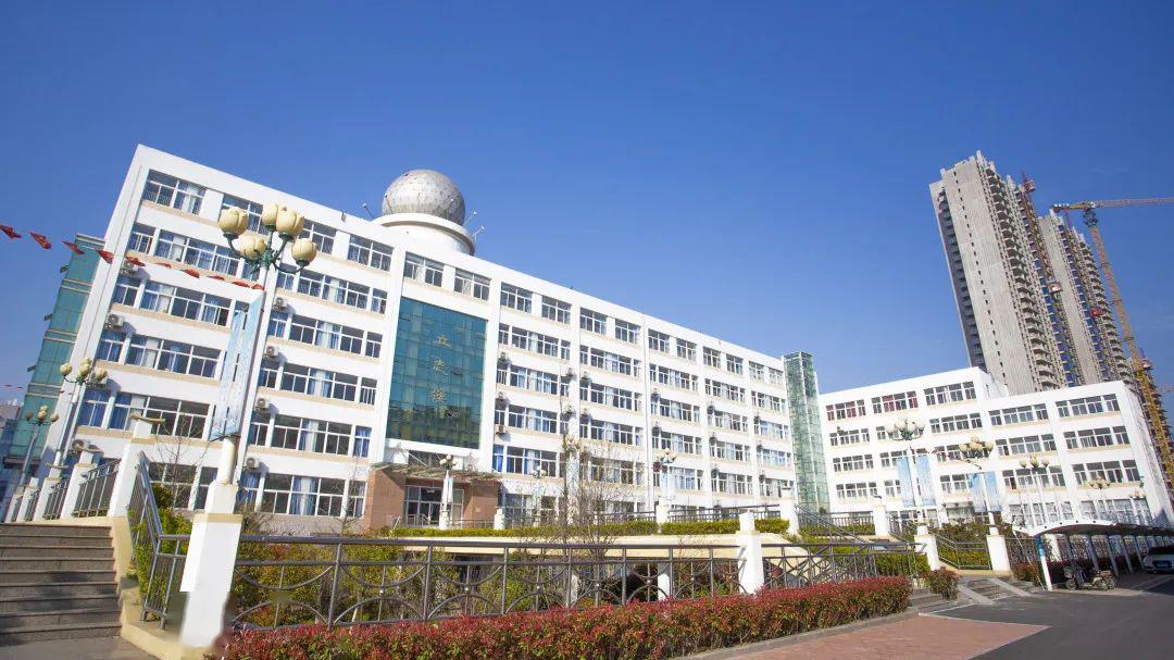 这里是岚山一中