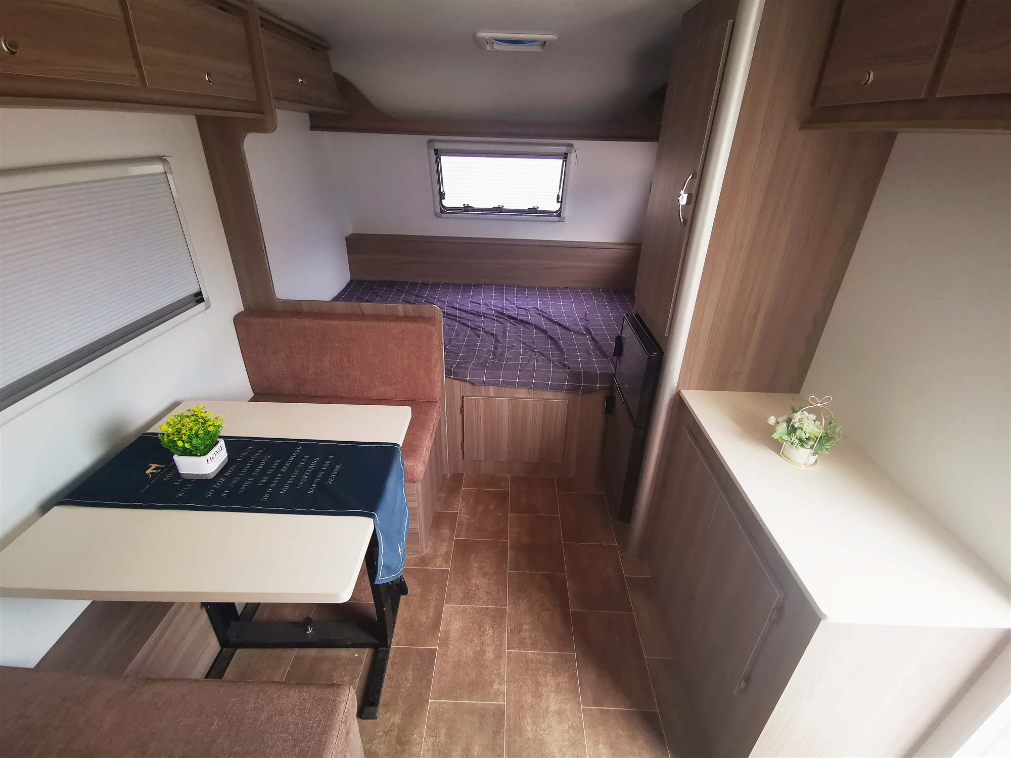 2020新款拖挂房车--费德姆fdm460