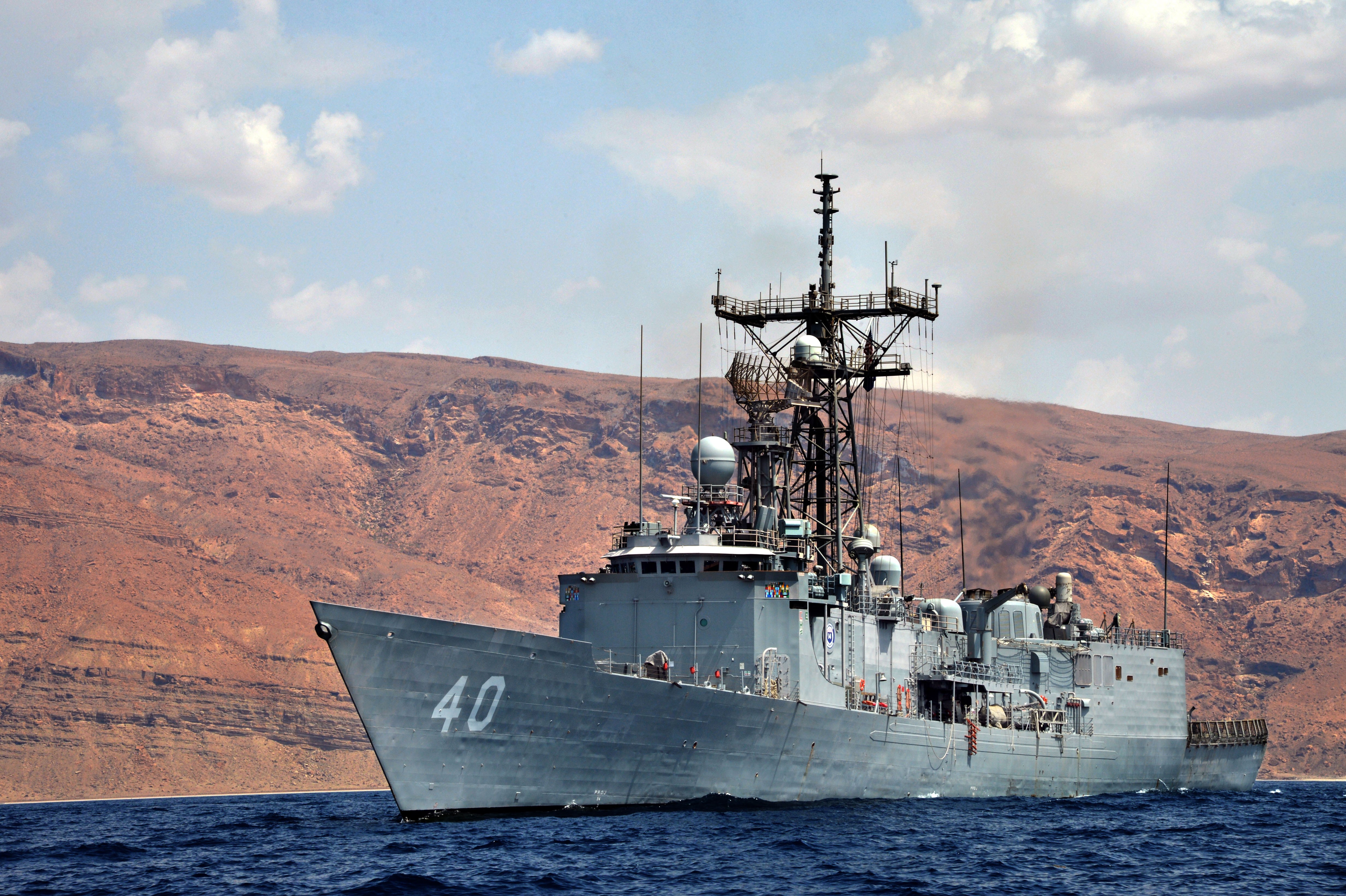 土耳其佩里级护卫舰图片