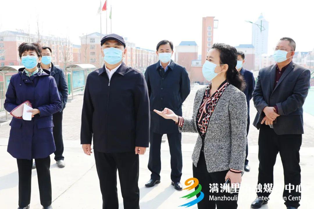 市领导调研我市开学复课疫情防控工作