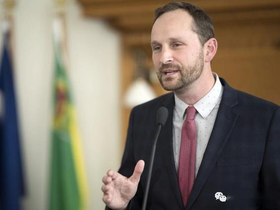 卡城华人助力防疫工作阿省萨省间欲设检查站阿省重启经济三部曲加拿大