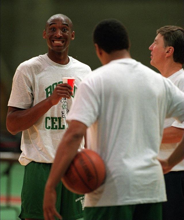 17岁科比曾为绿军试训技惊全场,红衣主帅遗憾未曾选他