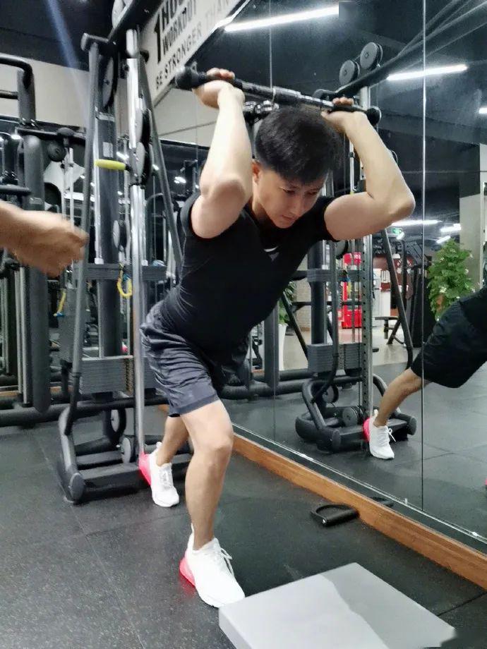 36岁韩庚体脂6%,这身材什么水平?