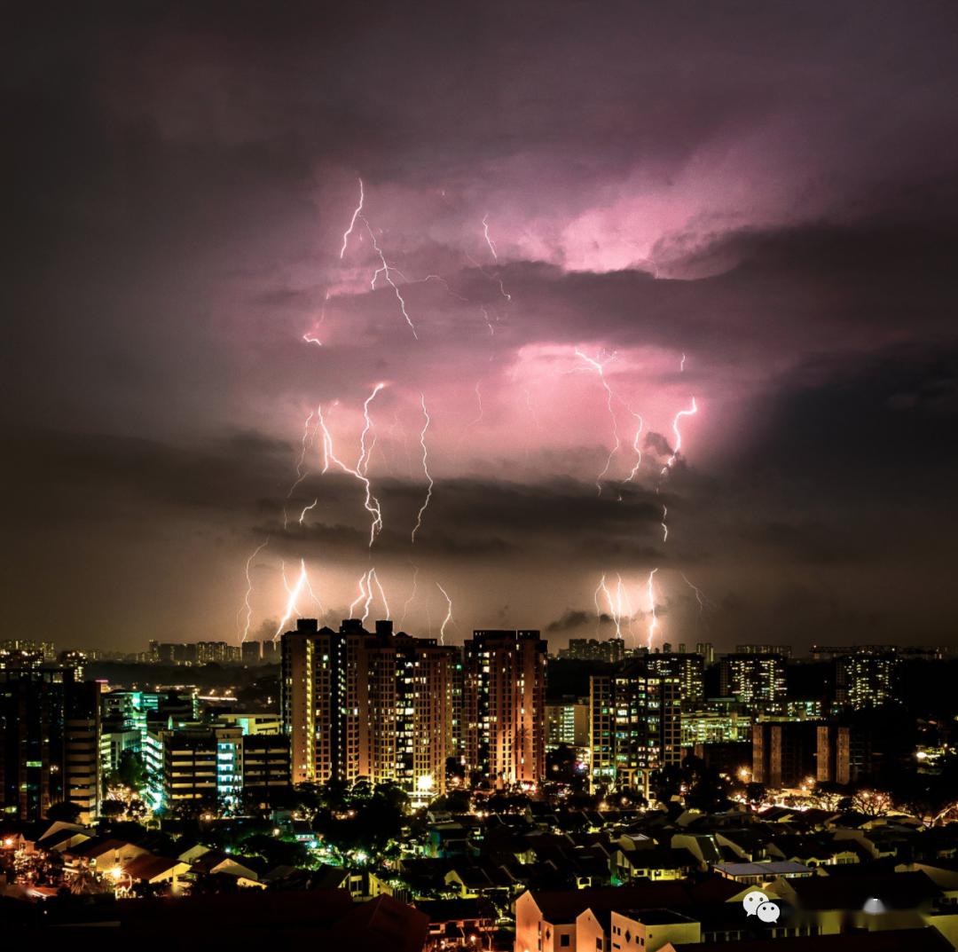 新加坡罕见绝美闪电图刷爆朋友圈~_lee