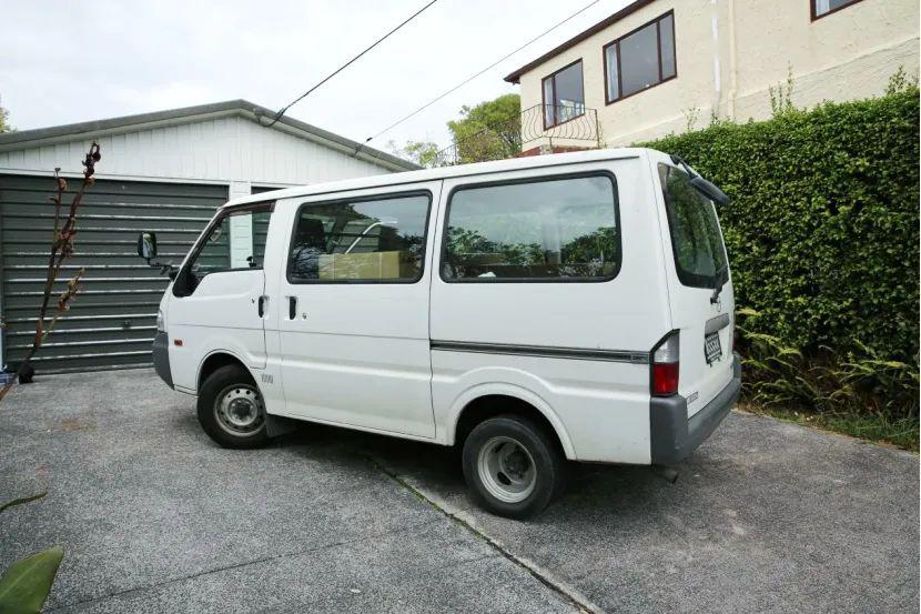 虽然会塞车,但我还是愿意开马自达去送货