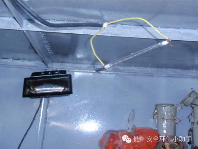 5碘钨灯及钠,铊,铟等金属卤化物灯具的安装高度宜在3m以上,灯线应固定