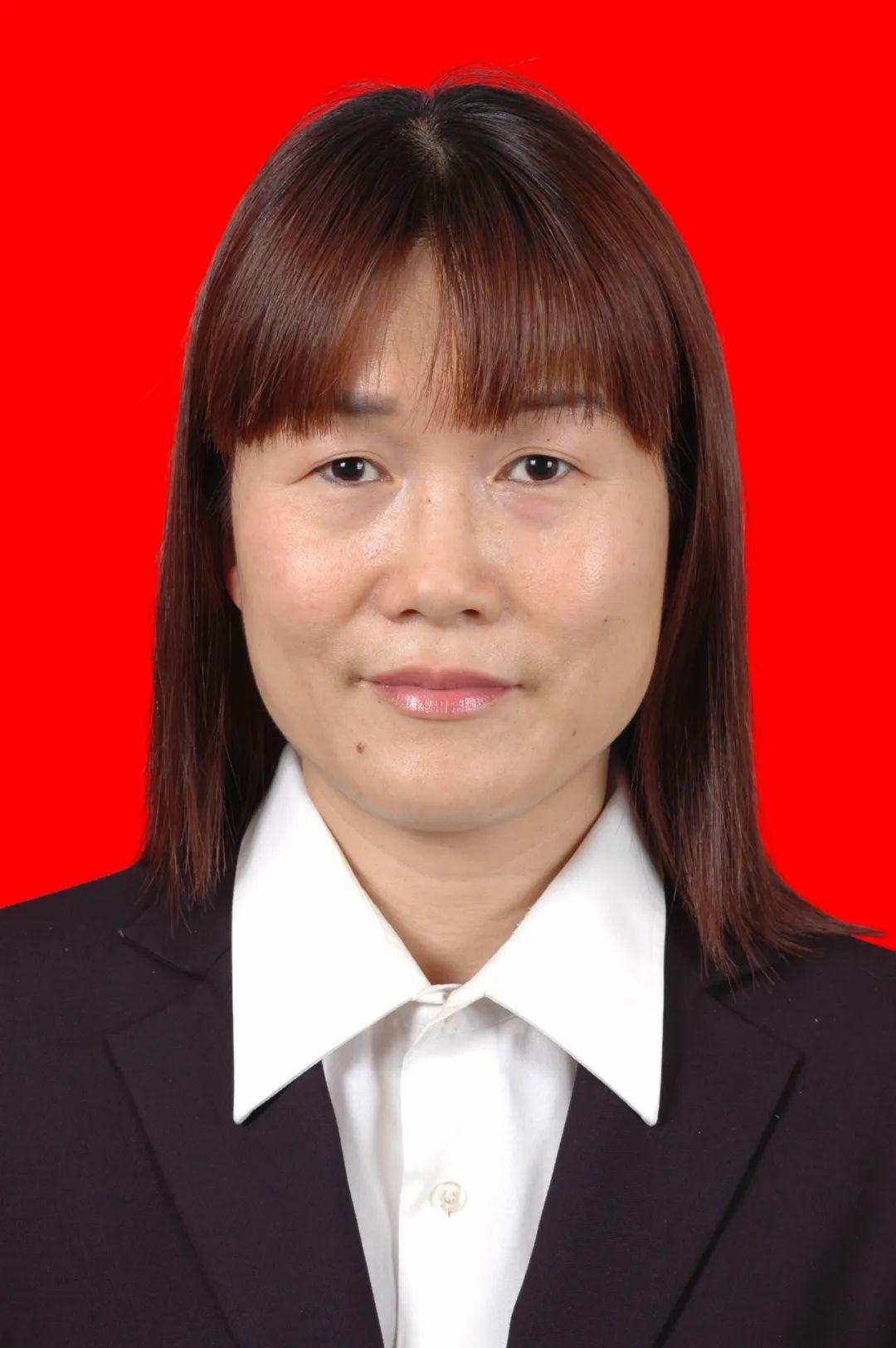 德庆好人名单曝光其中一年轻干部深夜抢救翻车女司机上演速度与激情