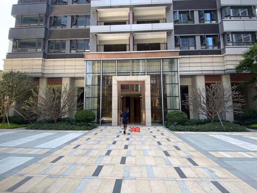 更高装修标准3梯4户华盛珑悦新推103160㎡三至四房