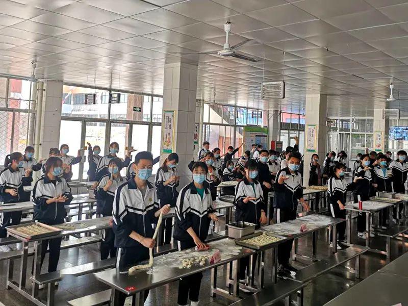鲁山学校五一我们这样过