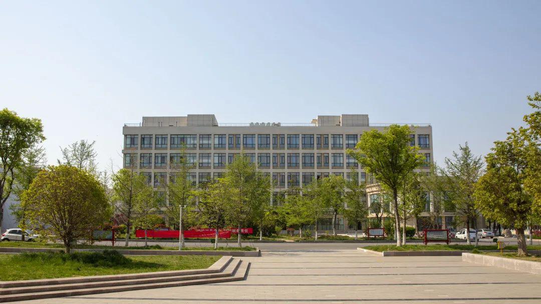 这里是岚山一中