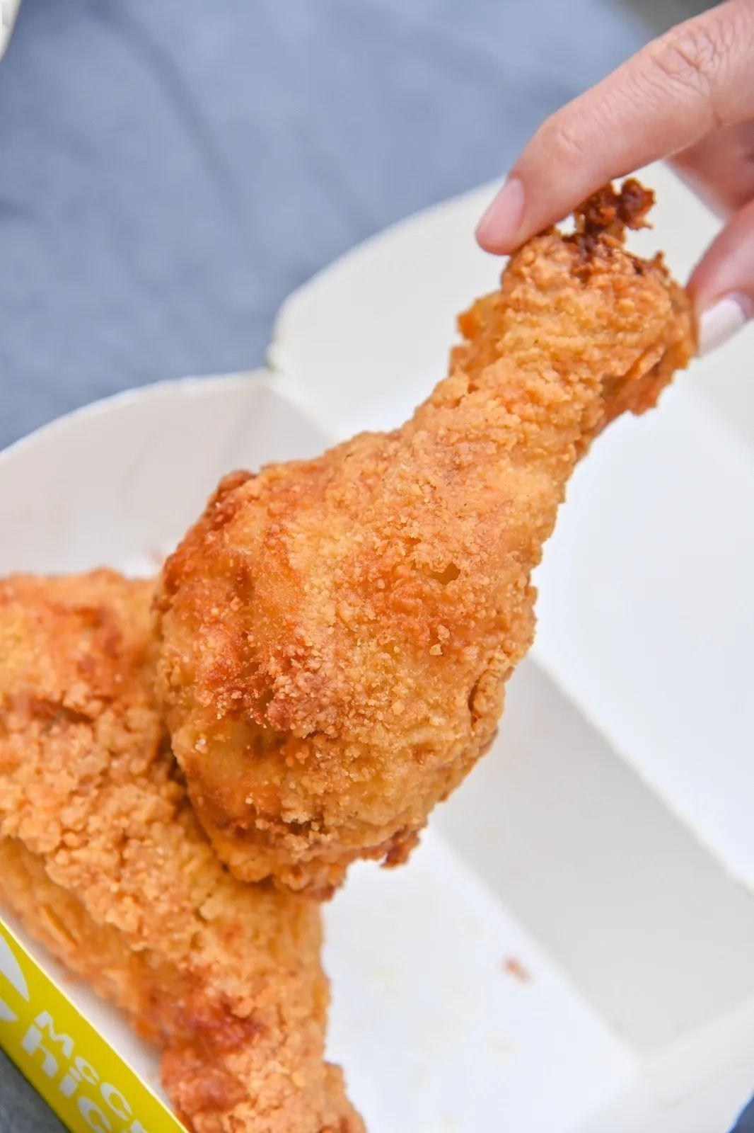 重磅鸡界霸主横空出世麦当劳黑科技麦麦脆汁鸡来啦