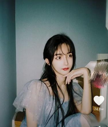 火遍全网的女装大佬粉丝高达1319万如今真实身份被曝光