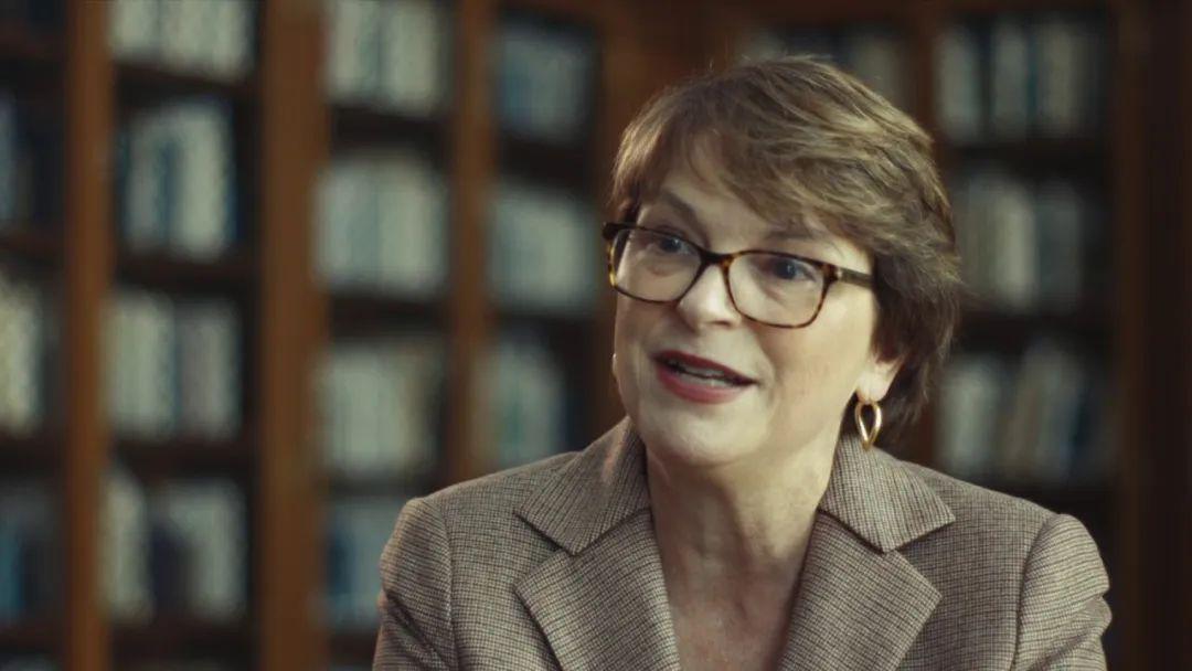 布朗大学校长:美国大学秋天必须要复课!