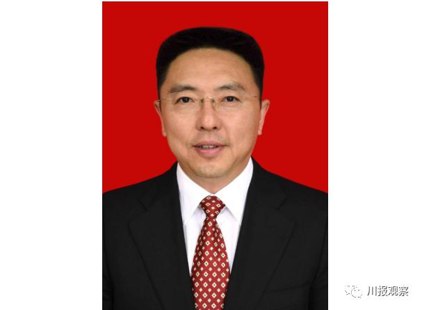 陈历章张瑛同志任中共成都东部新区工作委员会委员,书记4月30日,成都