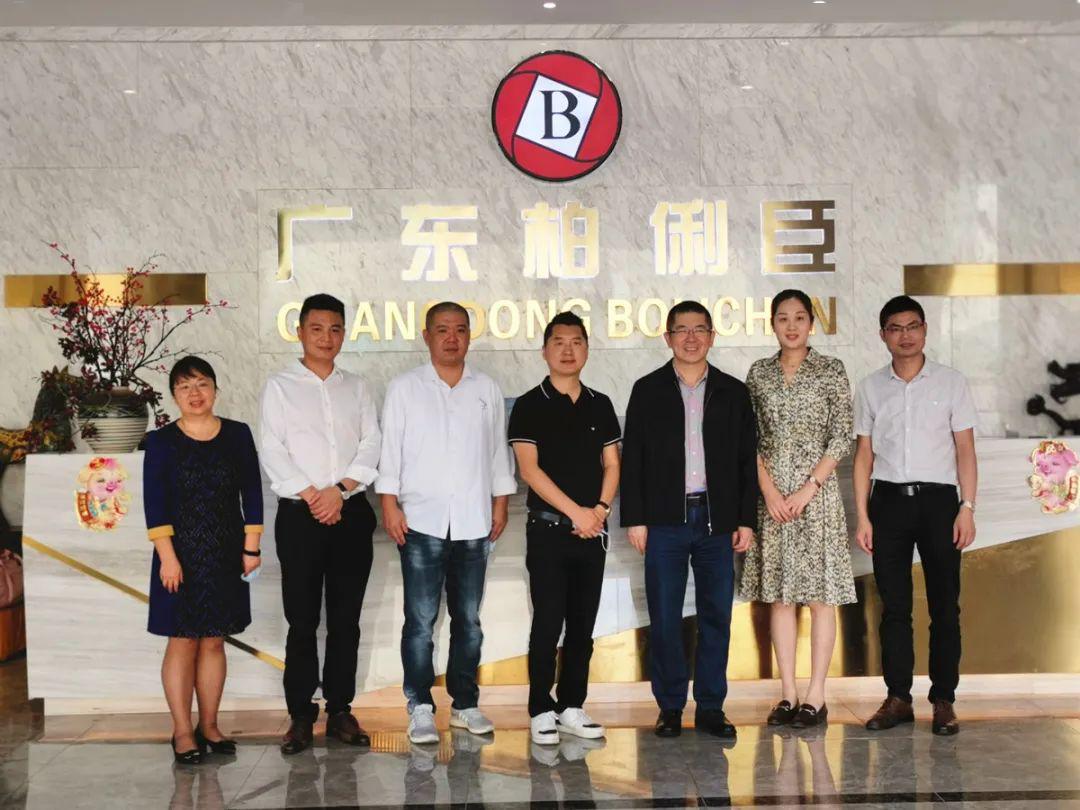 五一节快乐这些活动热情如火