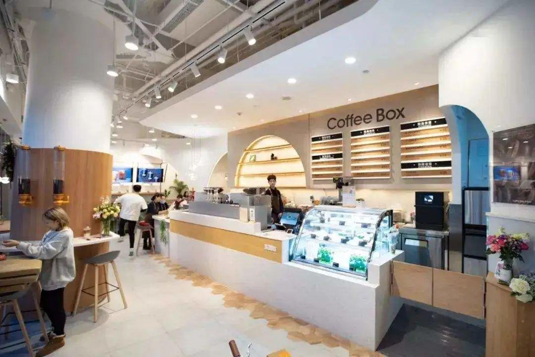 北京地区仅能检索到21家连咖啡门店,其中大部分门店都为暂停营业状态.