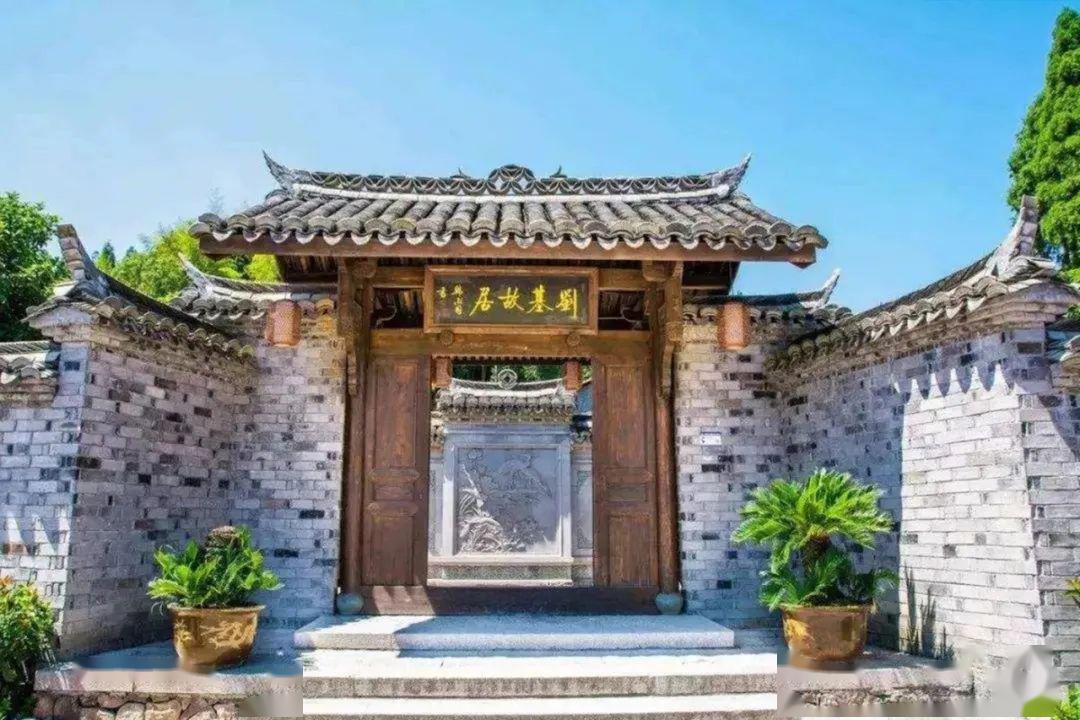 不负春光与时行文成旅游直通车开通99元人每周发班