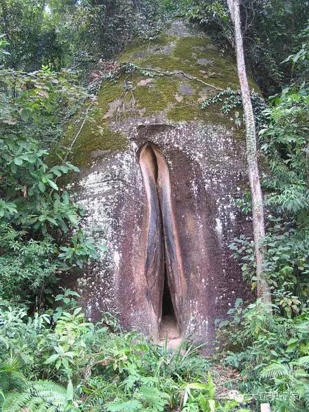 旅游景色很疯狂! 看看这些令人脸红的"流氓"景点