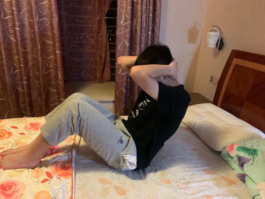 跑步?跳绳?仰卧起坐?平板支撑?