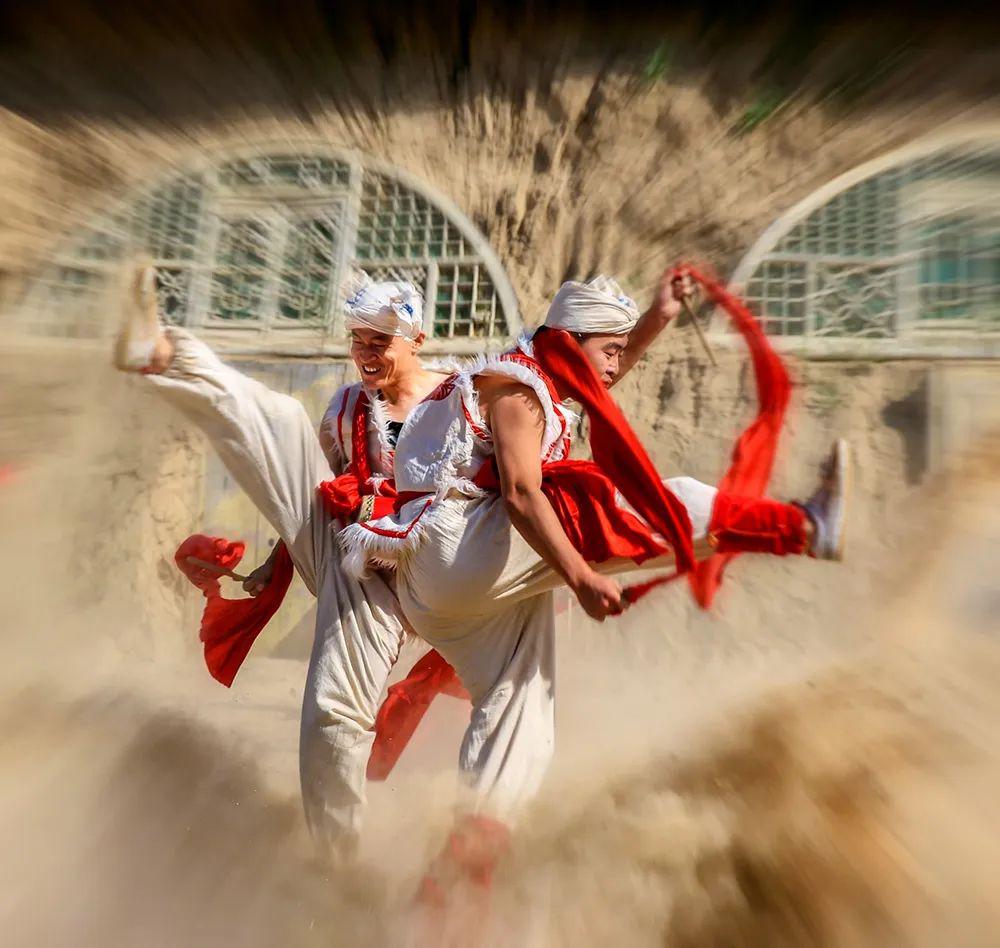 走进陕北之壶口双拍乾坤湾波浪谷安塞人文雨岔大峡谷风光摄影团