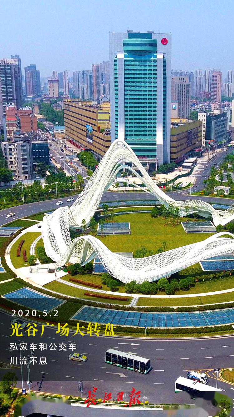 湖光山色来到风景宜人的东湖绿道人们带着帐篷生活越来越美了武汉越来