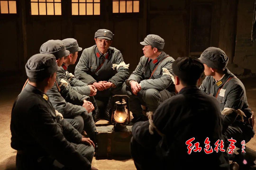 看革命教育题材电影红色往事免费票量有限先到先得