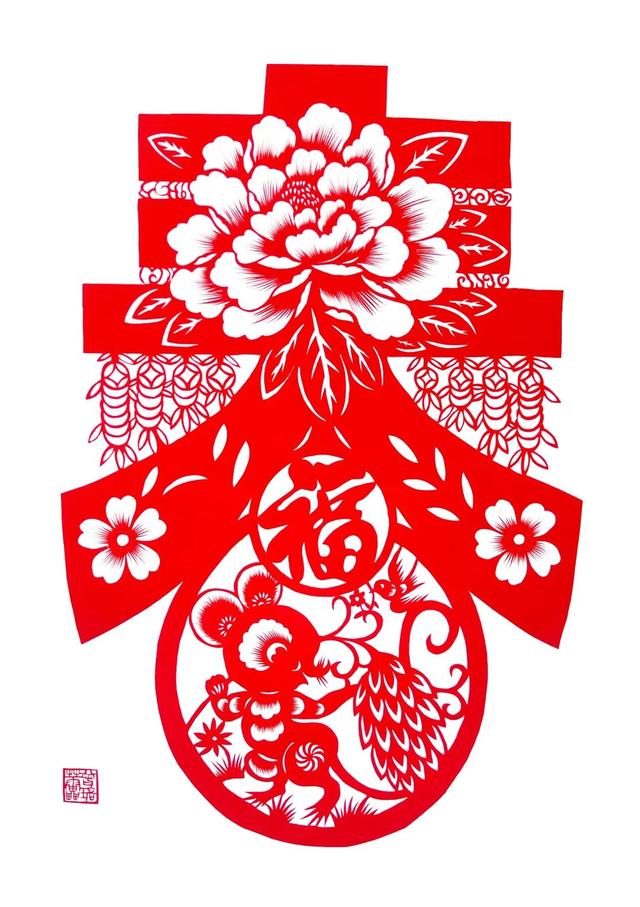 春节剪纸复杂窗花图片