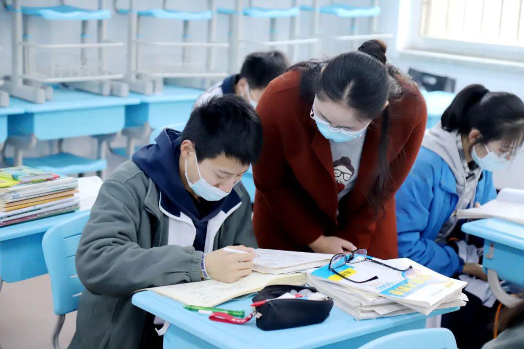 这里是莒县二中!