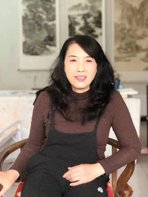 万恒艺术馆合作画家--陈亚平捡漏价 请加微信号二维码作品赏析:此幅画