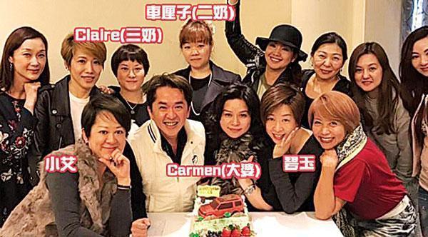 原创邓兆尊一个月小20万养仨女友新人获偏宠戴情侣戒逛街甜蜜牵手
