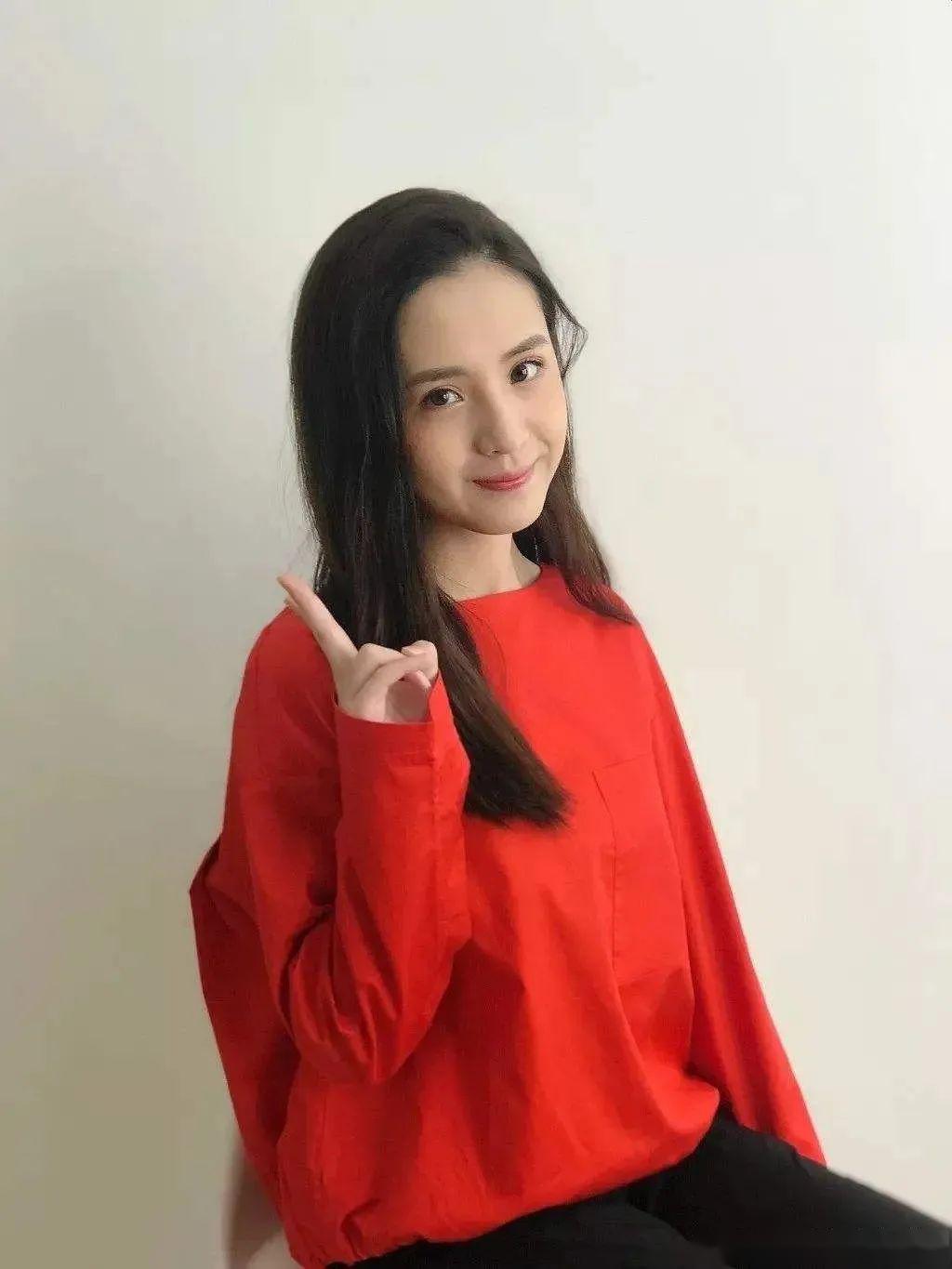 这么灵,她退圈真的有点可惜!_蒋佳