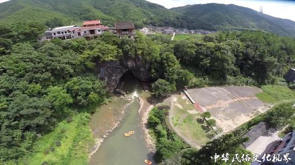 航拍福建龙岩长汀县龙门峡洞这里是客家母亲河汀江的发源地