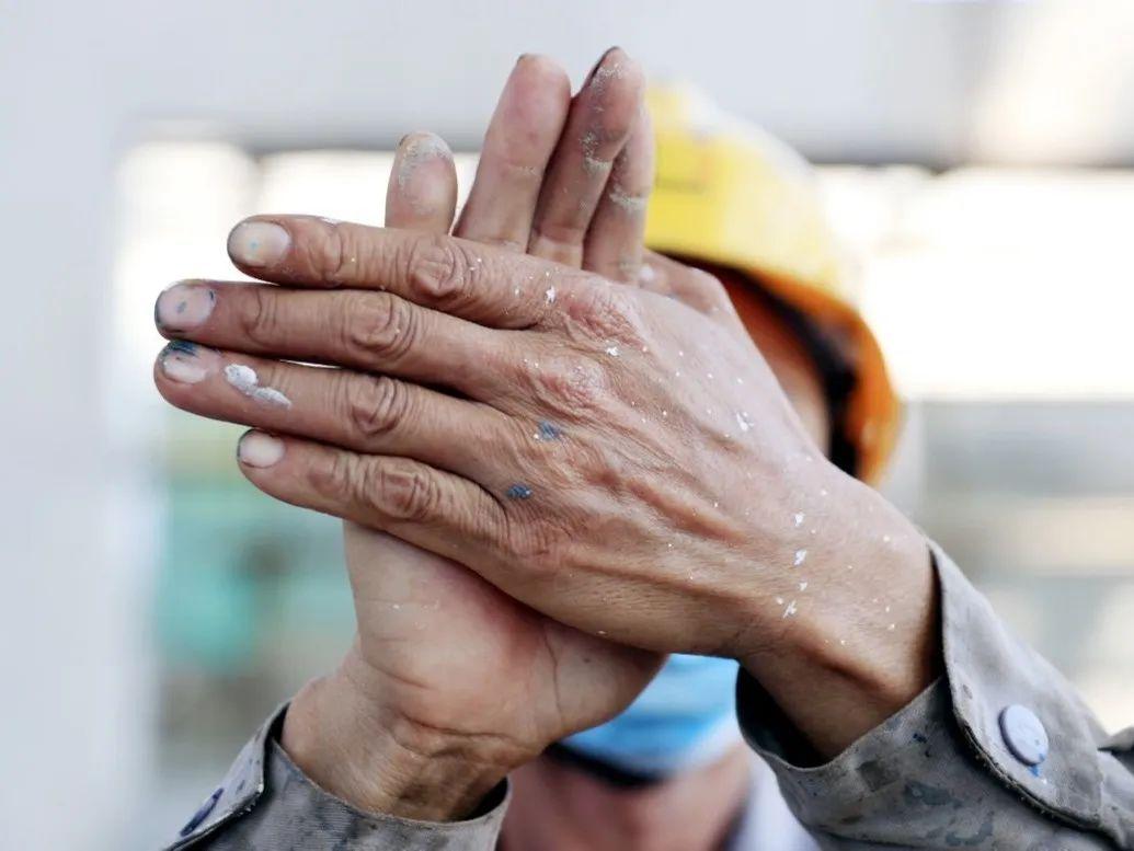 致敬劳动者石化人的双手有故事