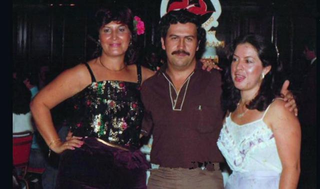 帕布罗和他的妻子及妹妹哥伦比亚在当时被称为"可卡因之都",全世界80%