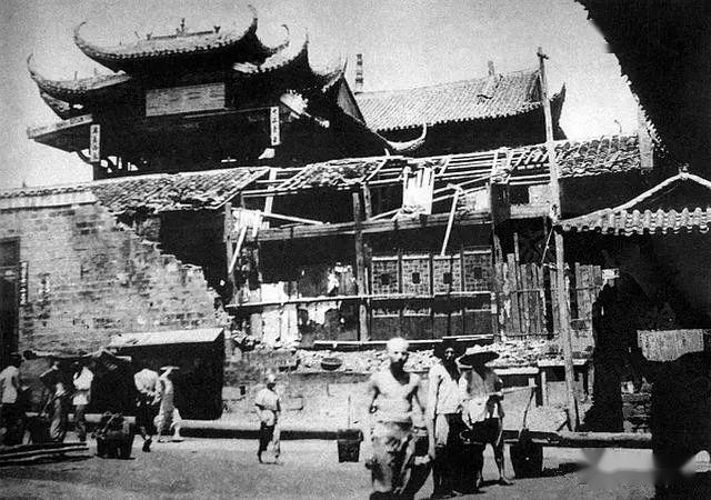 11,1910年代南昌的滕王阁.12,江西德安县的普塘寺景色.