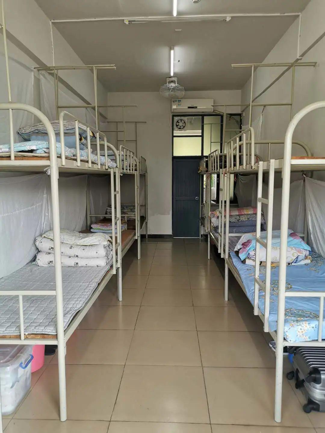 多元育人绿色旗中春暖花开终于等到你旗峰中学我们回来啦