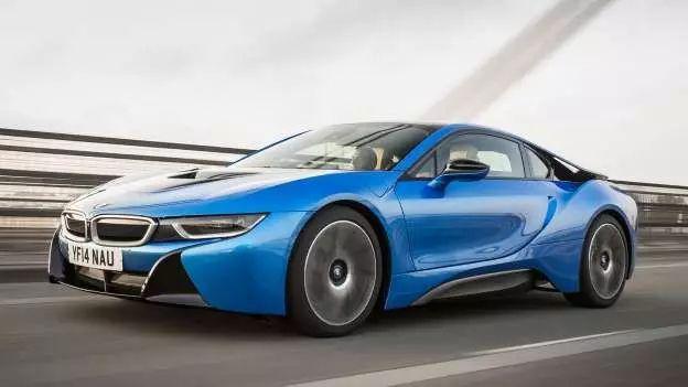 弯道中的黑科技最快的四驱超跑盘点