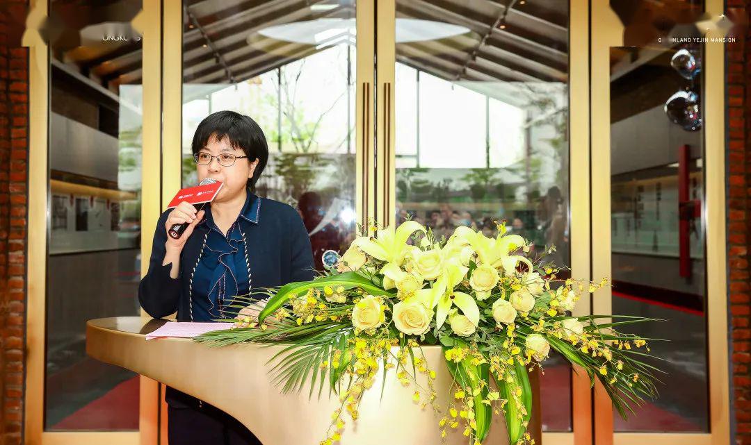 随后,由李建芳女士,高磊先生分别发表致辞,正式宣布历经数月潜心雕琢