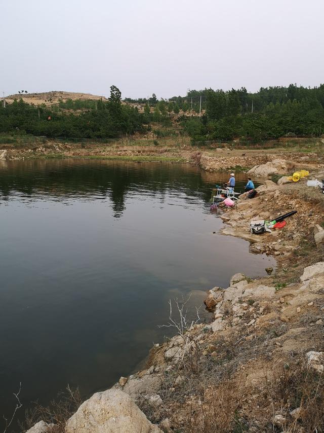 爷俩钓大鱼之彩山水库拉黄尾