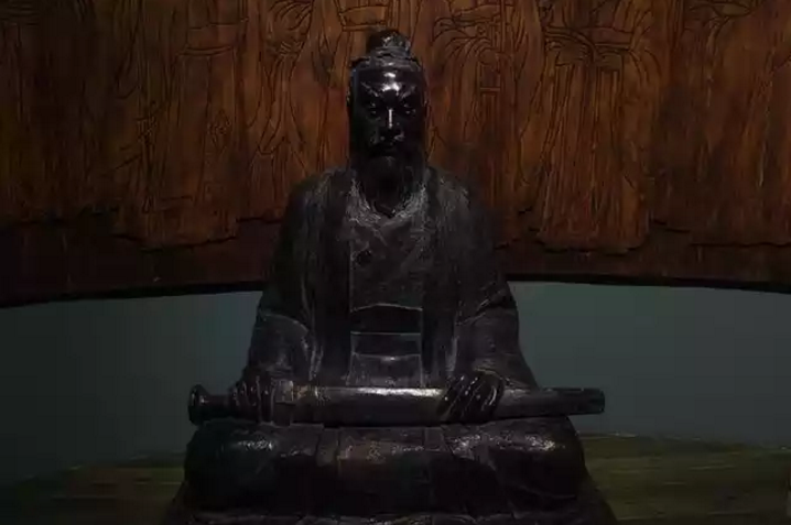 普光官至永宁县令,而陈集原更是官至上柱国,冠军大将军,左豹韬卫将军