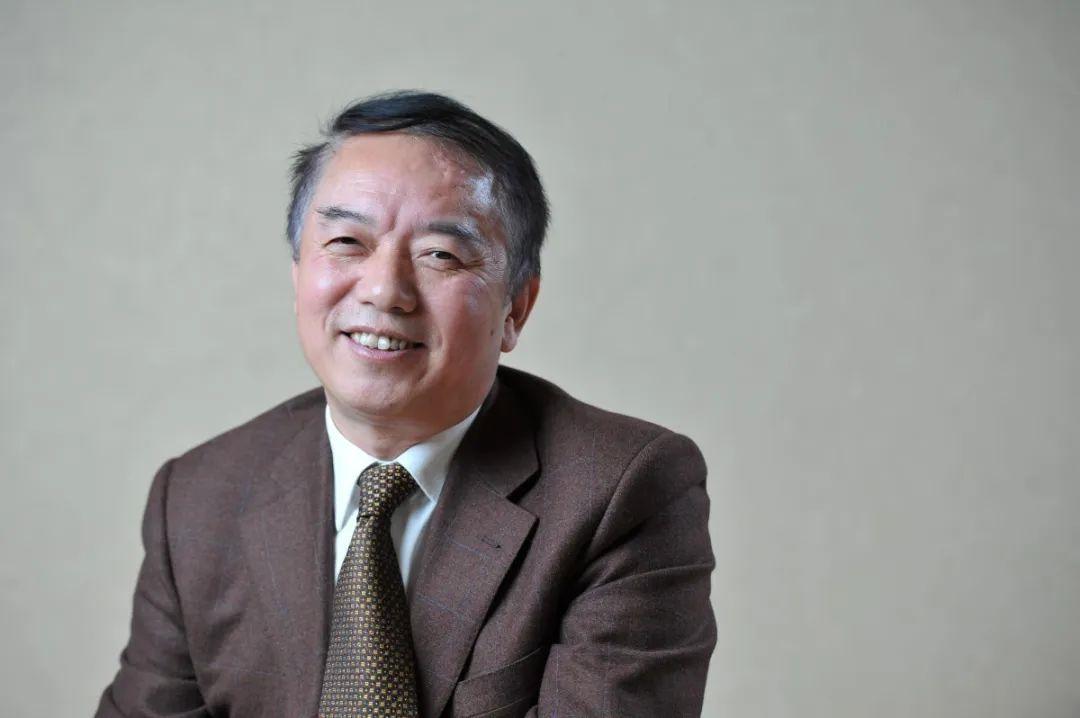 浙商公益曹建国既讲企业效益更求社会功德