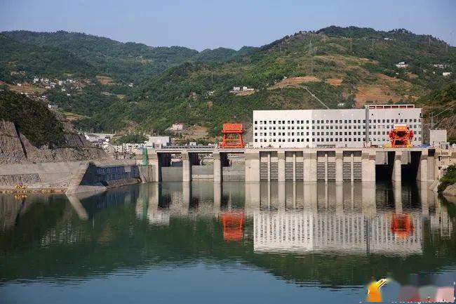 郧西县夹河关水电站每天可发电2万度每天创税12万元