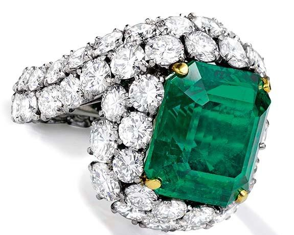 祖母绿戒指款式您会选择哪一种呢?小编带你一起聊聊!